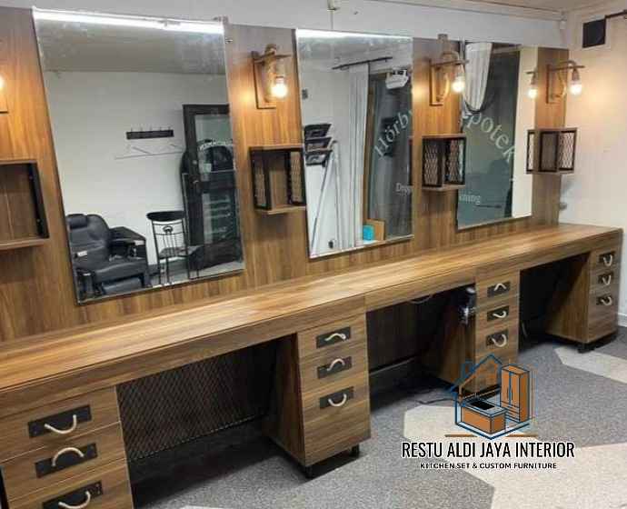 Meja Barbershop Minimalis