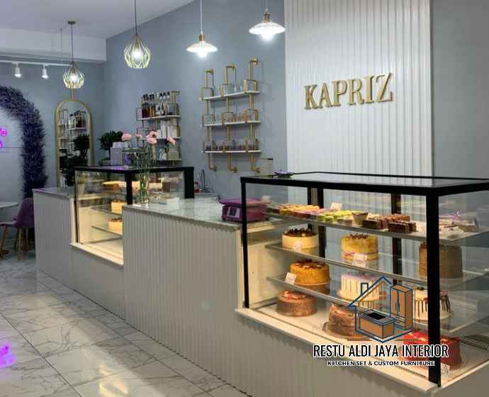 Display Toko Roti Minimalis